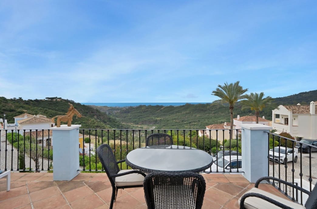 3 soveværelse Villa til salg i Benahavis med swimmingpool garage - € 575.000 (Ref: 9928916)