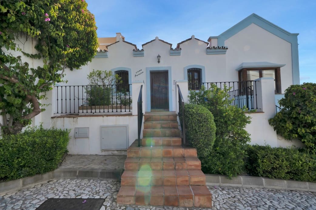 3 soveværelse Villa til salg i Benahavis med swimmingpool garage - € 575.000 (Ref: 9928916)