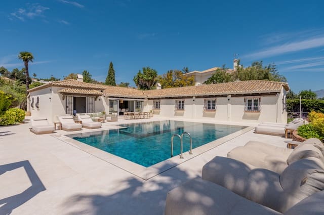 4 quarto Moradia para venda em Marbella com piscina garagem - 2 950 000 € (Ref: 9933680)