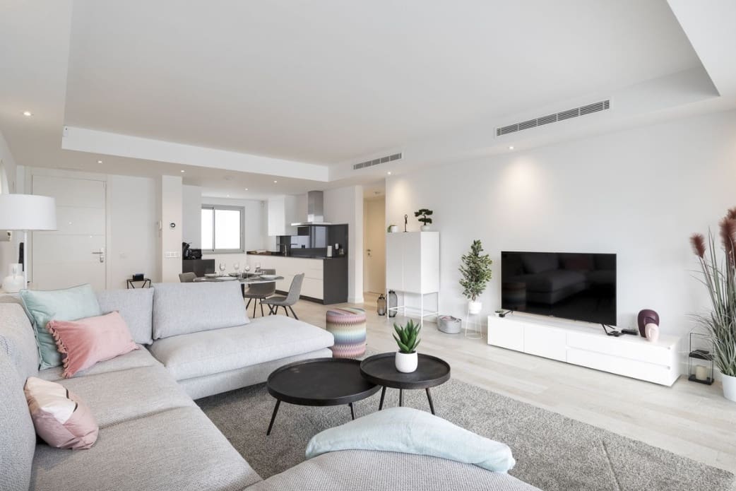2 soverom Leilighet til salgs i Casares med svømmebasseng garasje - € 575 000 (Ref: 9933684)