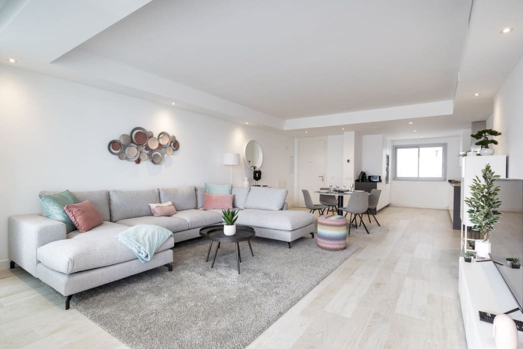 2 soverom Leilighet til salgs i Casares med svømmebasseng garasje - € 575 000 (Ref: 9933684)