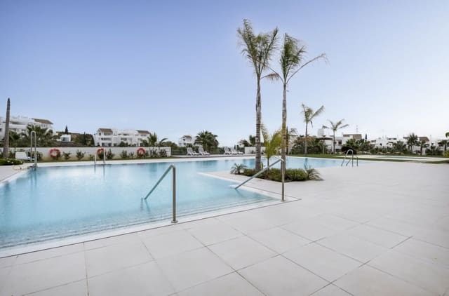 2 soverom Leilighet til salgs i Casares med svømmebasseng garasje - € 575 000 (Ref: 9933684)