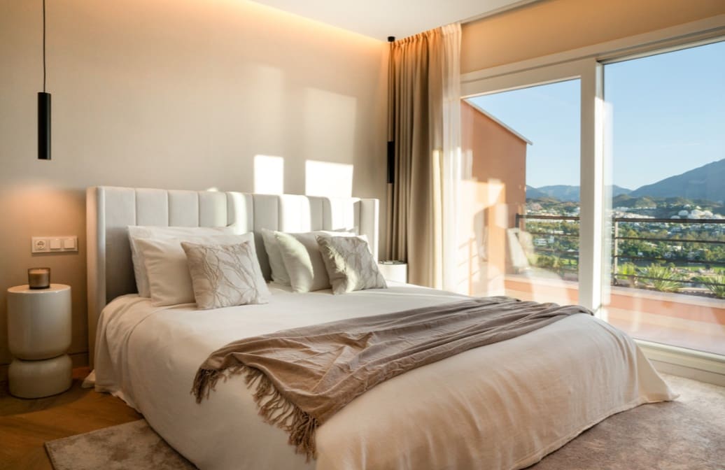 3 quarto Penthouse para venda em Marbella com piscina garagem - 2 450 000 € (Ref: 9941829)