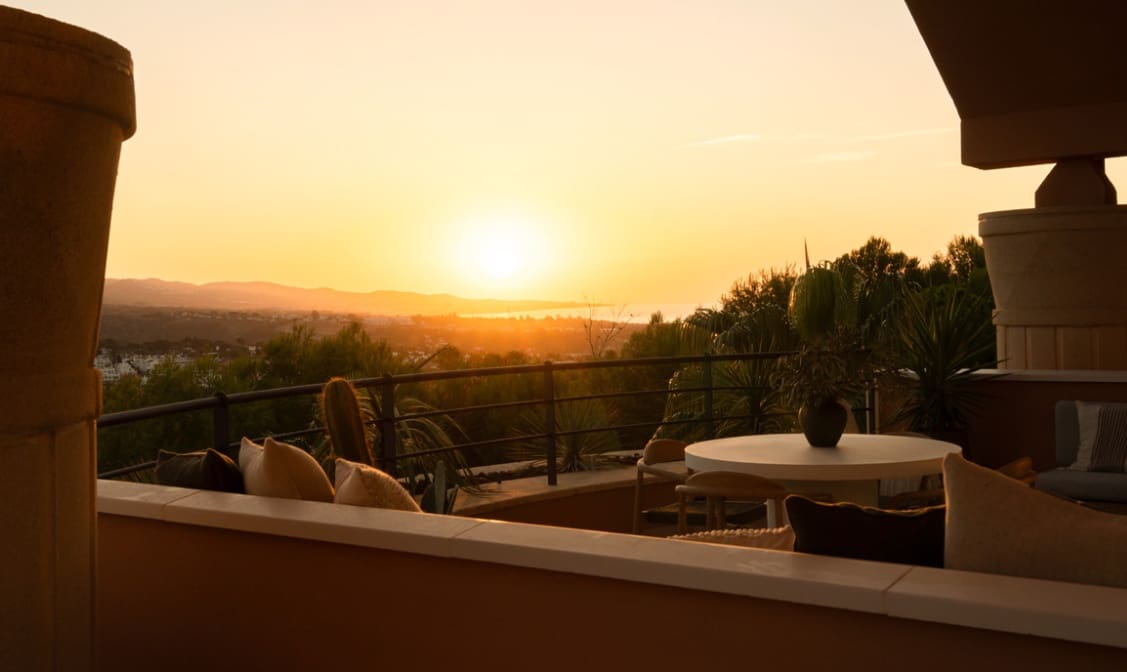 3 quarto Penthouse para venda em Marbella com piscina garagem - 2 450 000 € (Ref: 9941829)