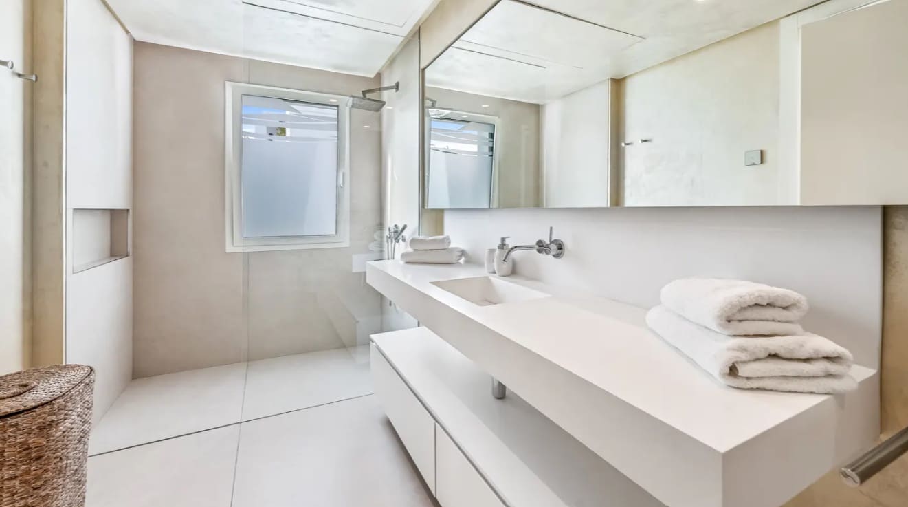 3 soverom Penthouse til salgs i Marbella med svømmebasseng garasje - € 2 995 000 (Ref: 9941830)