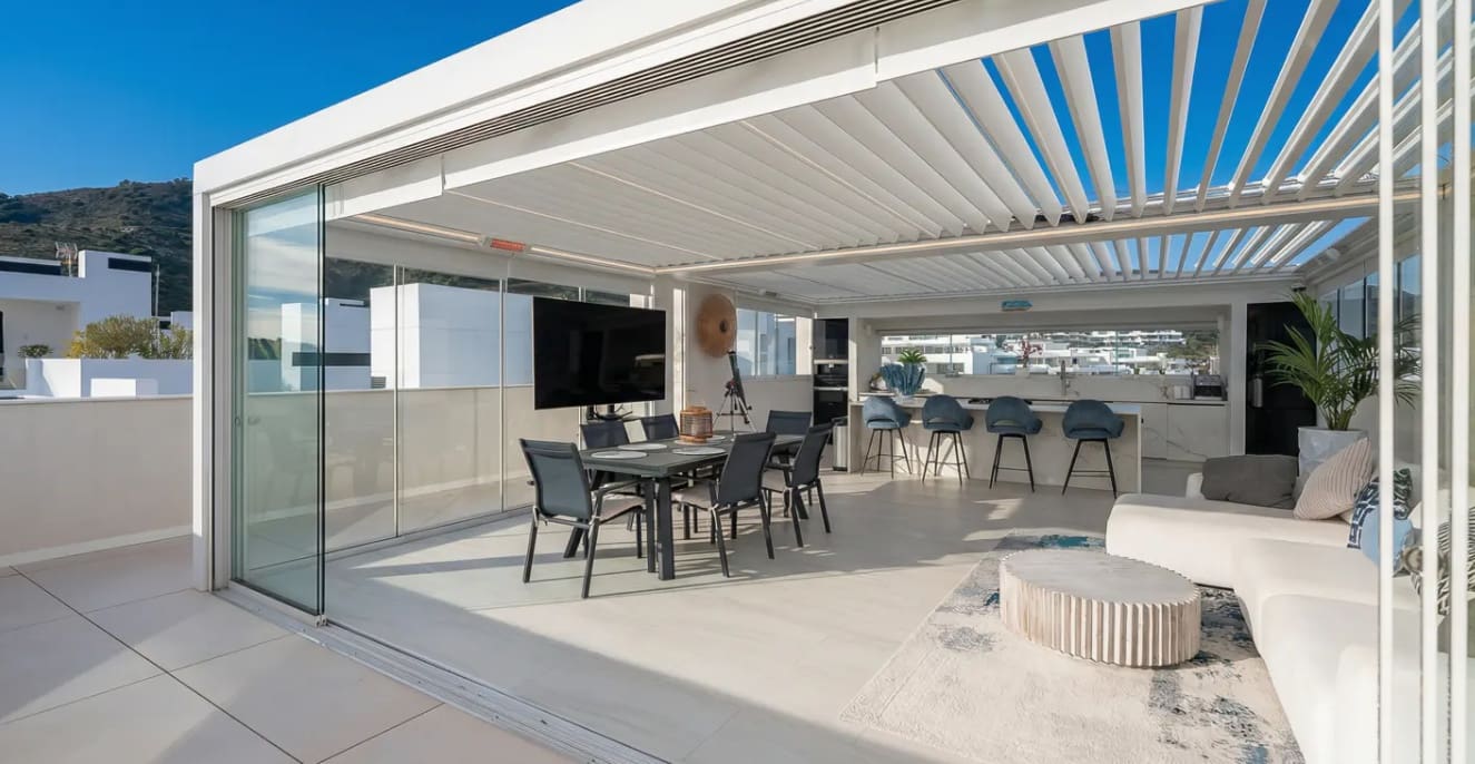 3 soverom Penthouse til salgs i Marbella med svømmebasseng garasje - € 2 995 000 (Ref: 9941830)