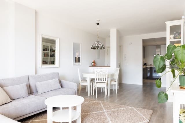 3 Zimmer Apartment zu verkaufen in Marbella mit Pool Garage - 415.000 € (Ref: 9941832)