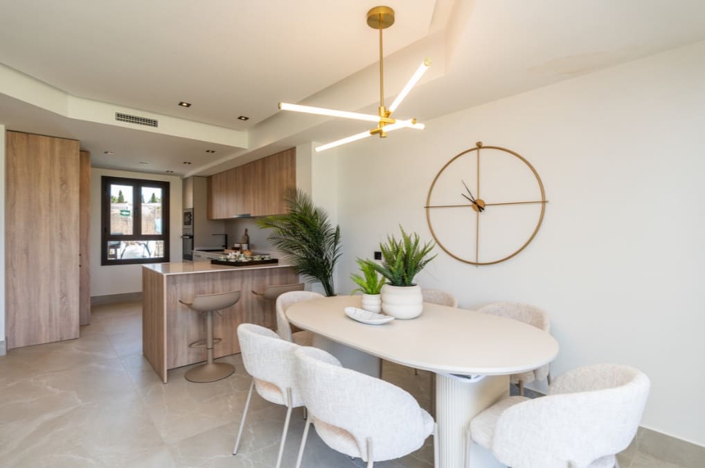 3 soveværelse Byhus til salg i Mijas Costa med swimmingpool garage - € 650.000 (Ref: 9949324)
