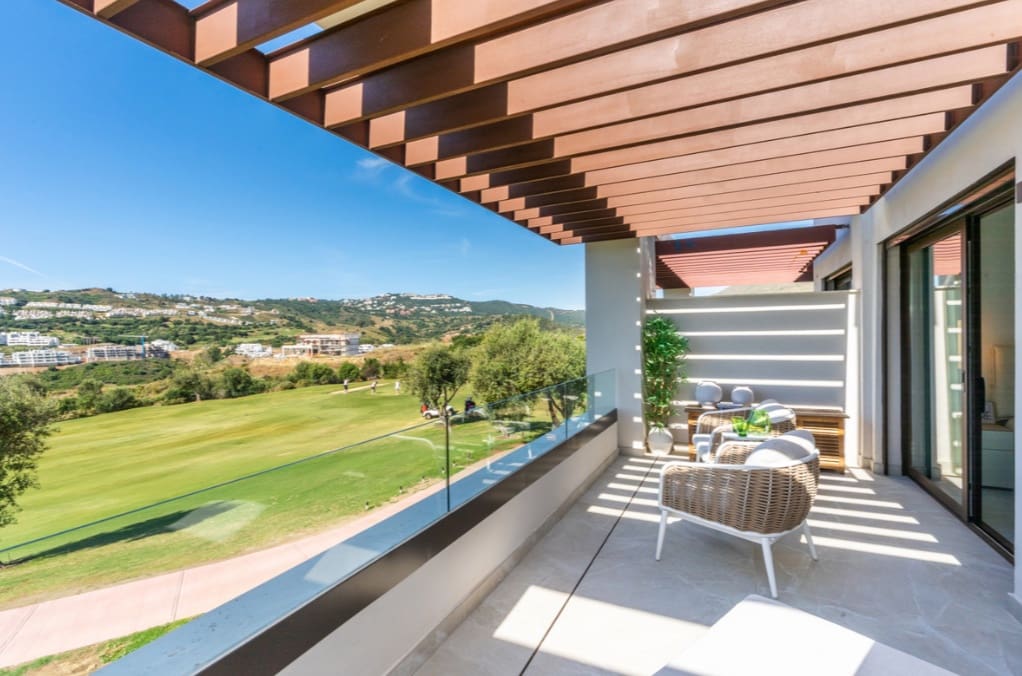 3 soveværelse Byhus til salg i Mijas Costa med swimmingpool garage - € 650.000 (Ref: 9949324)