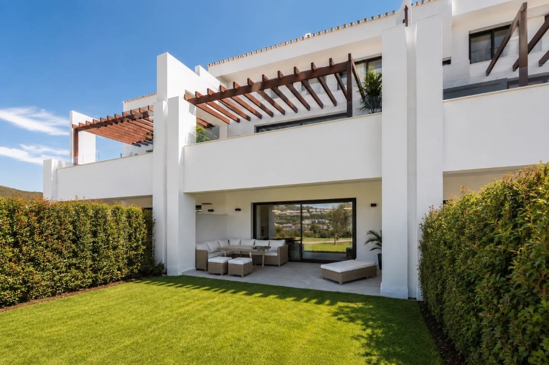 3 soveværelse Byhus til salg i Mijas Costa med swimmingpool garage - € 650.000 (Ref: 9949324)