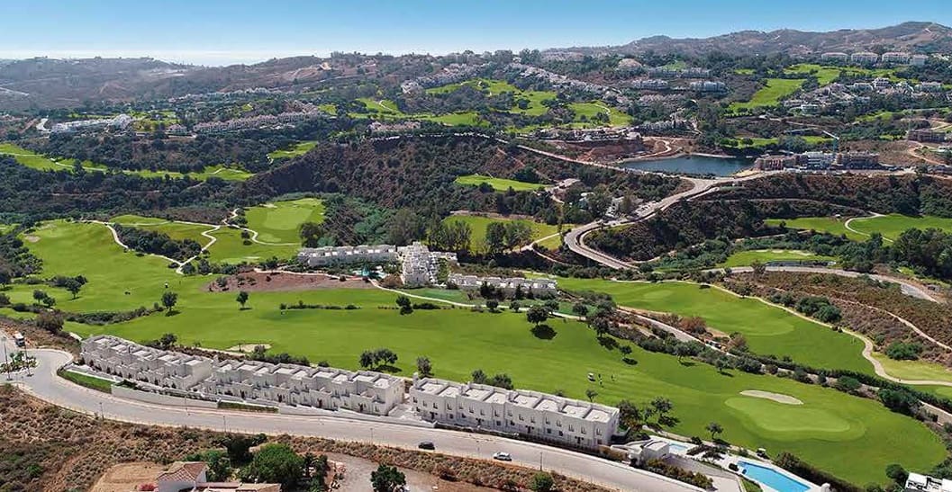 3 soveværelse Byhus til salg i Mijas Costa med swimmingpool garage - € 650.000 (Ref: 9949324)