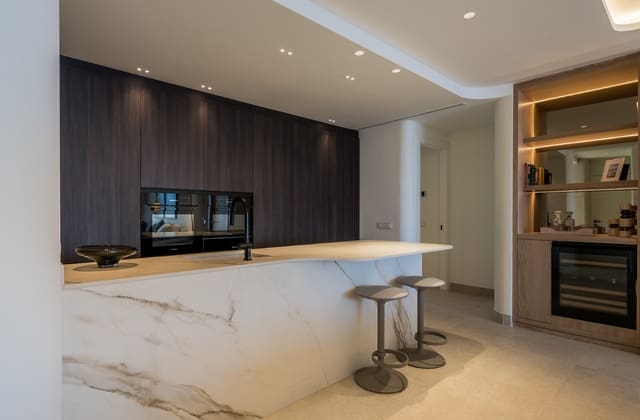 3 slaapkamer Penthouse te koop in Marbella met zwembad garage - € 2.995.000 (Ref: 9952036)