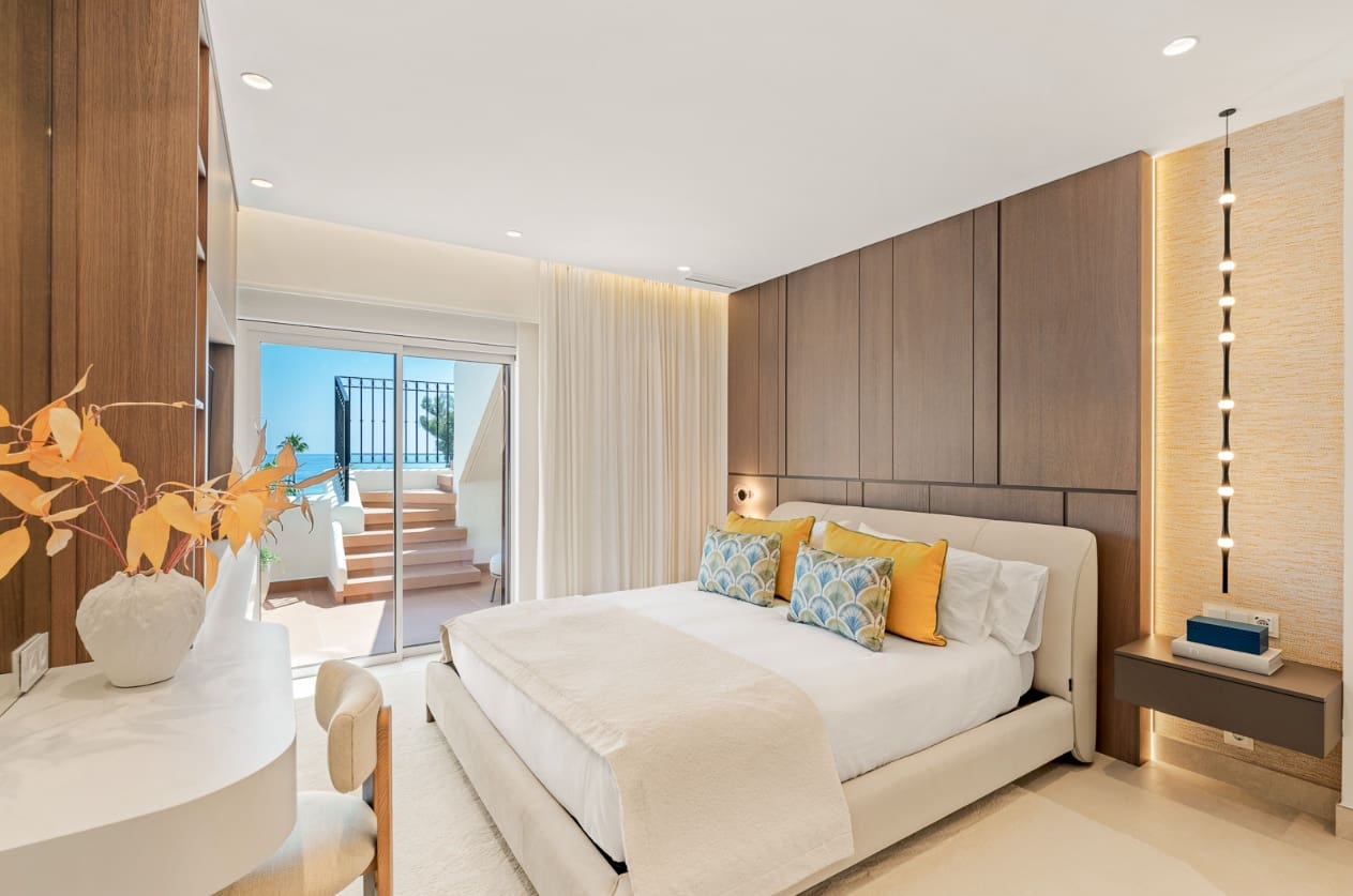 3 quarto Penthouse para venda em Marbella com piscina garagem - 2 695 000 € (Ref: 9952037)