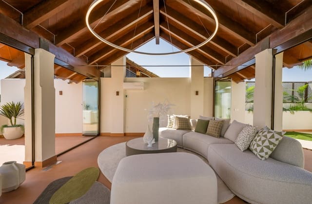 3 quarto Penthouse para venda em Marbella com piscina garagem - 2 695 000 € (Ref: 9952037)