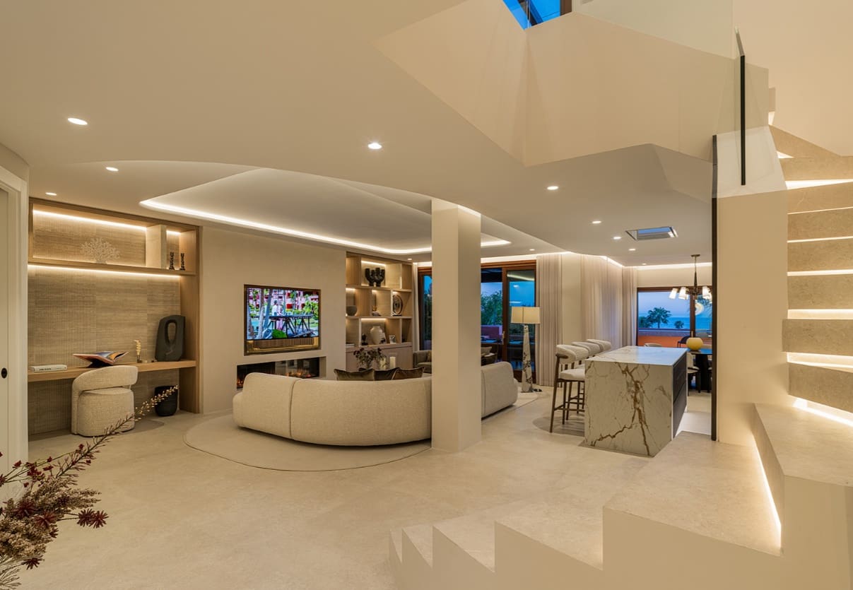 3 soverom Penthouse til salgs i Marbella med svømmebasseng garasje - € 4 995 000 (Ref: 9952038)