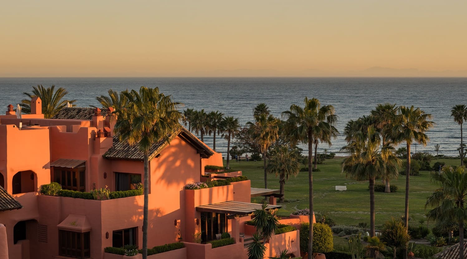 3 soverom Penthouse til salgs i Marbella med svømmebasseng garasje - € 4 995 000 (Ref: 9952038)