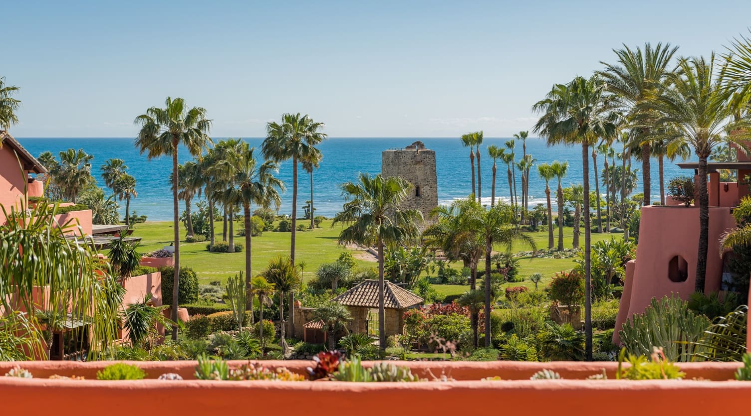 3 soverom Penthouse til salgs i Marbella med svømmebasseng garasje - € 4 995 000 (Ref: 9952038)