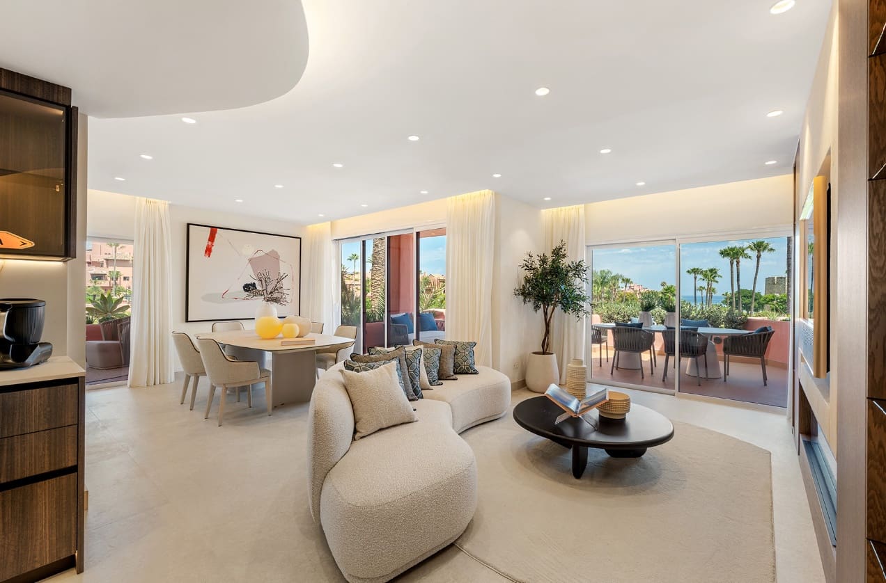 3 sypialnia Apartament na sprzedaż w Marbella z basenem garażem - 2 395 000 € (Ref: 9952039)