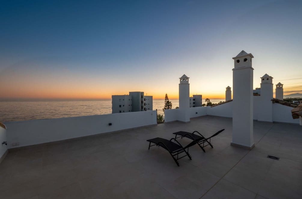 3 soverom Penthouse til salgs i Marbella med svømmebasseng garasje - € 1 598 000 (Ref: 9952043)