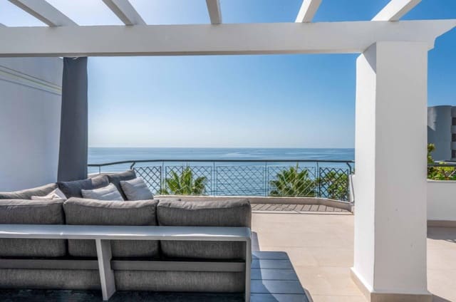 3 soverom Penthouse til salgs i Marbella med svømmebasseng garasje - € 1 598 000 (Ref: 9952043)