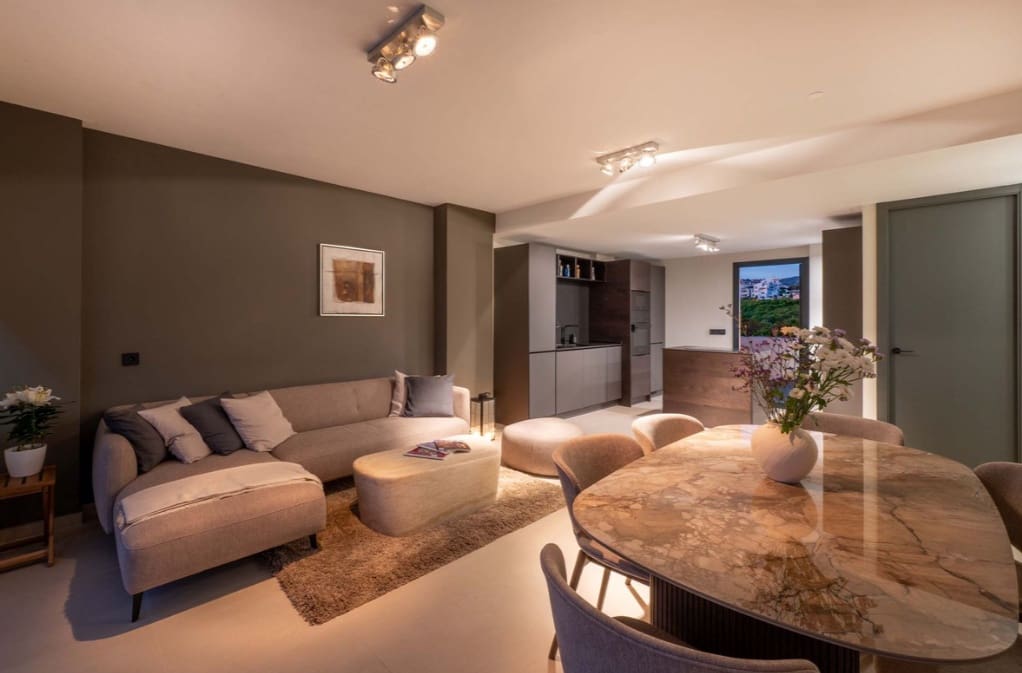 3 soverom Penthouse til salgs i Marbella med svømmebasseng garasje - € 1 598 000 (Ref: 9952043)