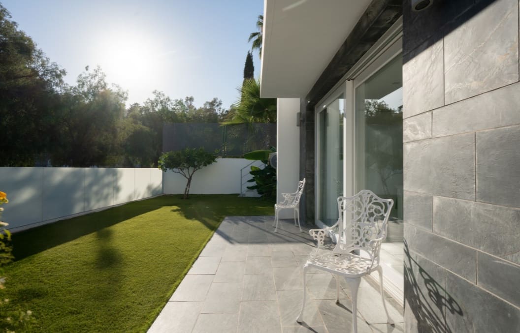 5 Zimmer Villa zu verkaufen in La Cala de Mijas mit Pool Garage - 1.795.000 € (Ref: 9953921)