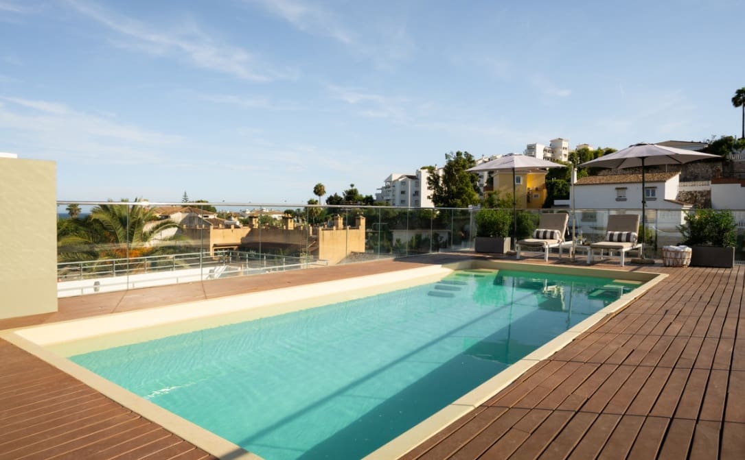 5 Zimmer Villa zu verkaufen in La Cala de Mijas mit Pool Garage - 1.795.000 € (Ref: 9953921)