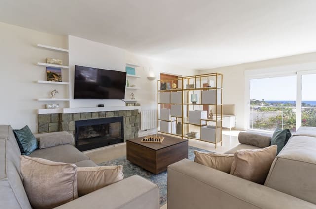 6 soverom Villa til salgs i Sotogrande, San Roque med svømmebasseng garasje - € 1 780 000 (Ref: 9953922)
