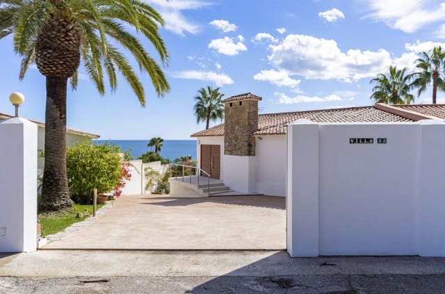 6 soverom Villa til salgs i Sotogrande, San Roque med svømmebasseng garasje - € 1 780 000 (Ref: 9953922)