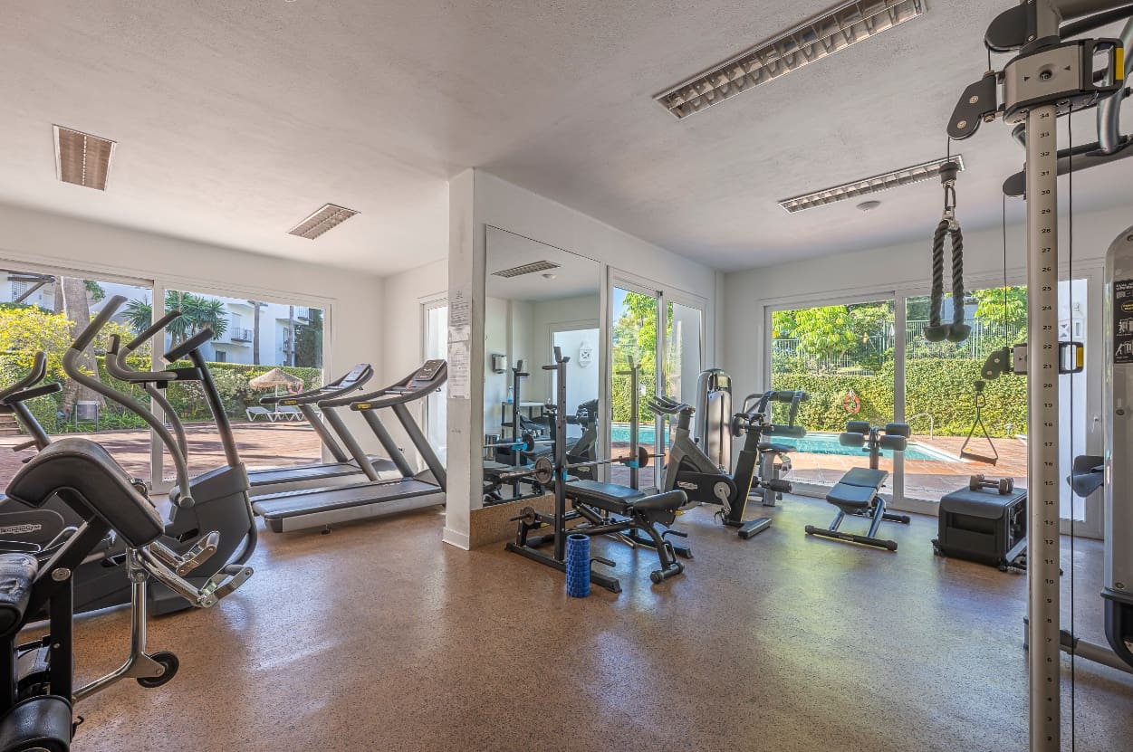 3 Zimmer Apartment zu verkaufen in Marbella mit Pool Garage - 2.995.000 € (Ref: 9953928)