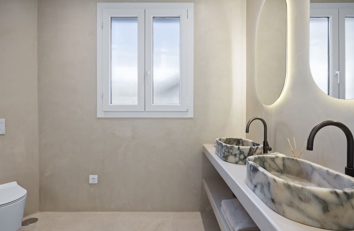 4 bedroom Villa for sale in Marbella with pool garage - € 3,250,000 (Ref: 9959334)