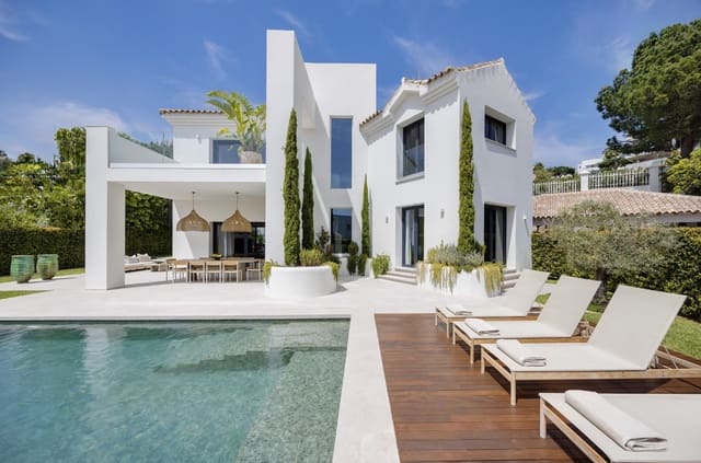 4 bedroom Villa for sale in Marbella with pool garage - € 3,250,000 (Ref: 9959334)