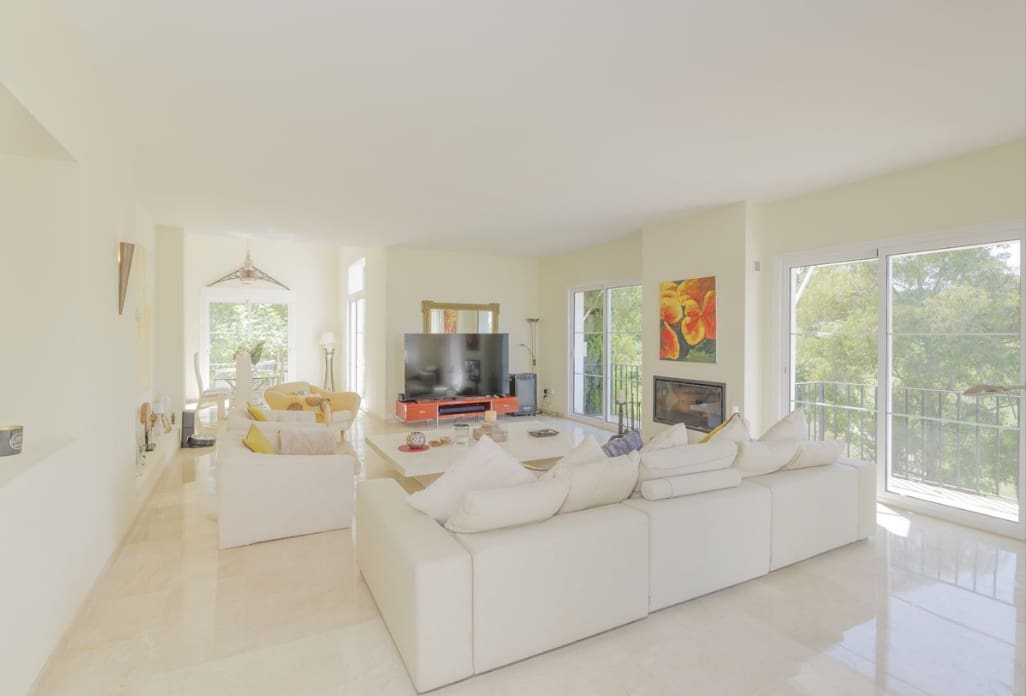 4 sovrum Villa till salu i La Cala de Mijas med pool garage - 1 950 000 € (Ref: 9962272)