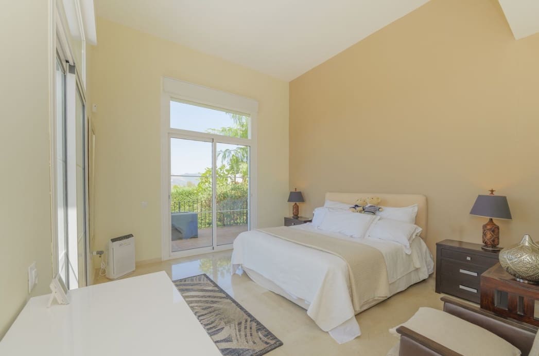4 sovrum Villa till salu i La Cala de Mijas med pool garage - 1 950 000 € (Ref: 9962272)