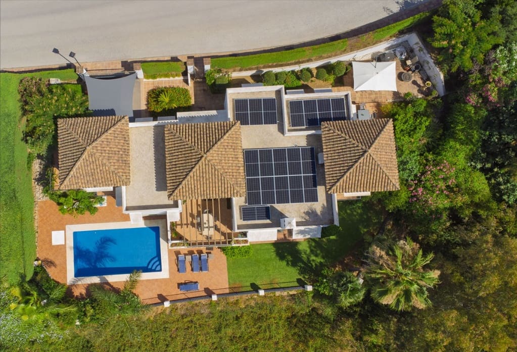 4 sovrum Villa till salu i La Cala de Mijas med pool garage - 1 950 000 € (Ref: 9962272)