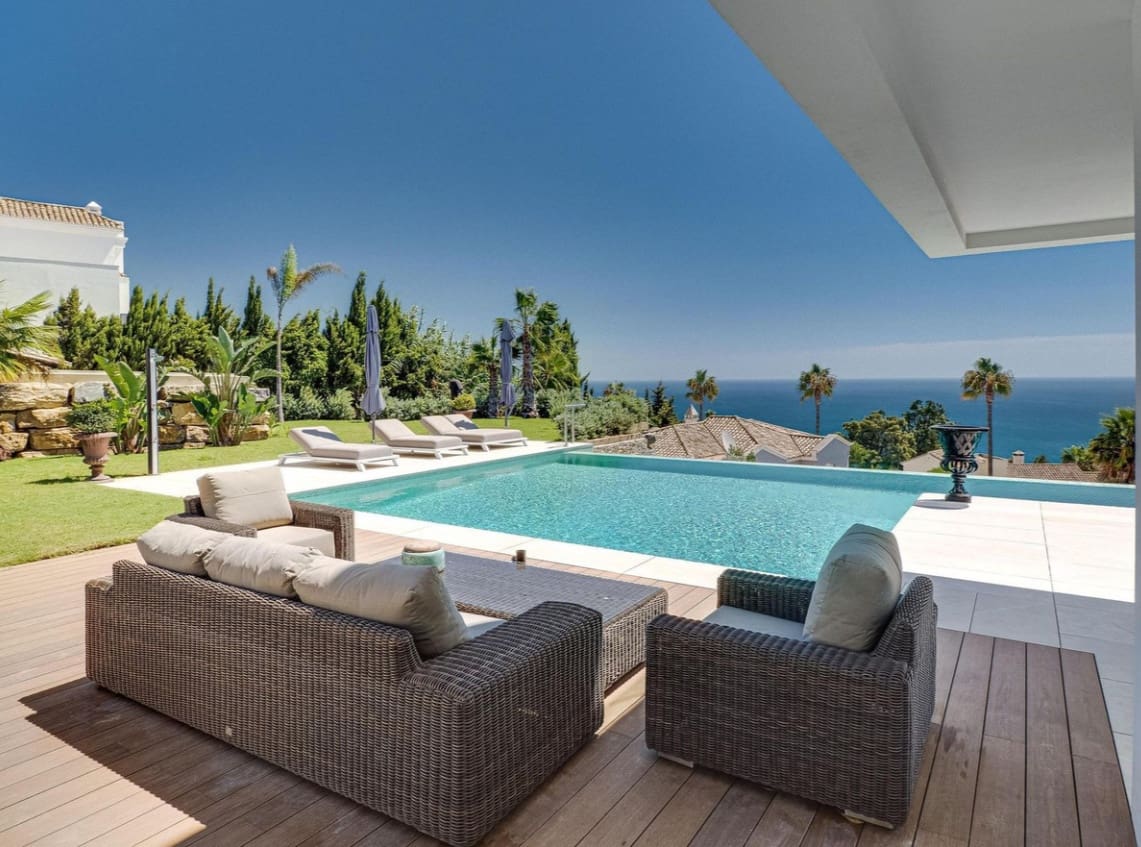 4 quarto Moradia para venda em San Roque com piscina garagem - 3 450 000 € (Ref: 9964820)