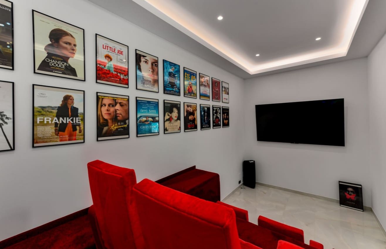 4 quarto Moradia para venda em San Roque com piscina garagem - 3 450 000 € (Ref: 9964820)