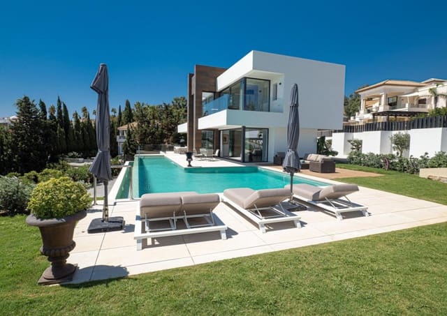 4 slaapkamer Villa te koop in San Roque met zwembad garage - € 3.450.000 (Ref: 9964820)