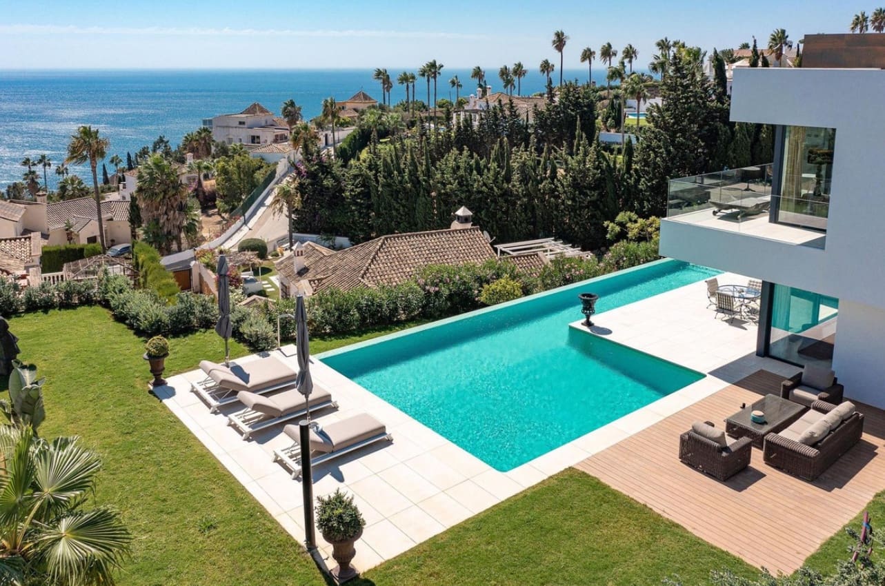 4 quarto Moradia para venda em San Roque com piscina garagem - 3 450 000 € (Ref: 9964820)
