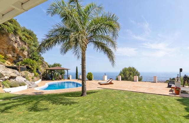 5 chambre Villa/Maison à vendre à Marbella avec piscine - 1 695 000 € (Ref: 9967294)