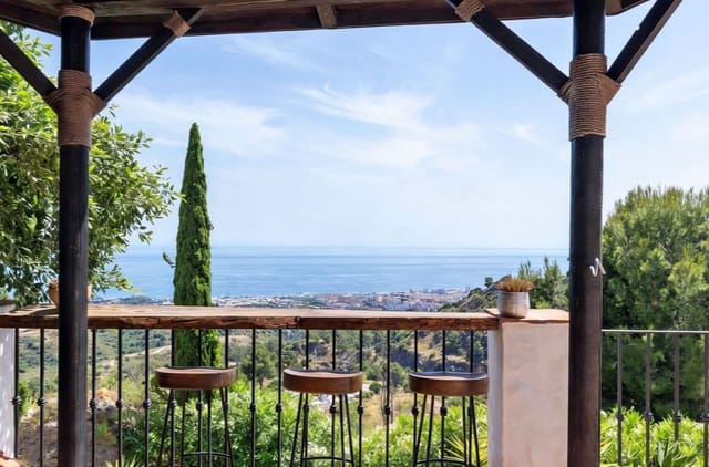 5 chambre Villa/Maison à vendre à Marbella avec piscine - 1 695 000 € (Ref: 9967294)