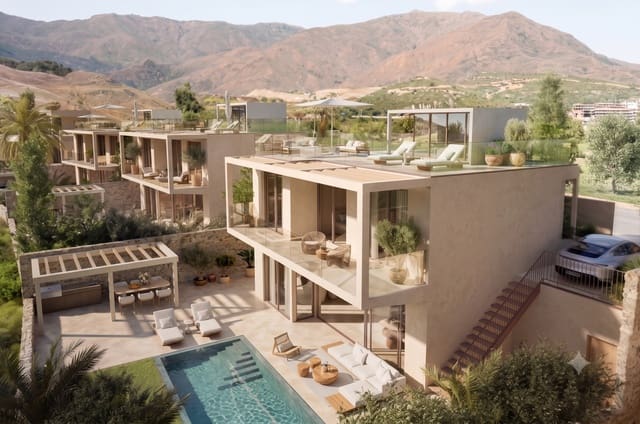 3 Zimmer Villa zu verkaufen in Estepona mit Pool Garage - 1.620.000 € (Ref: 9967296)
