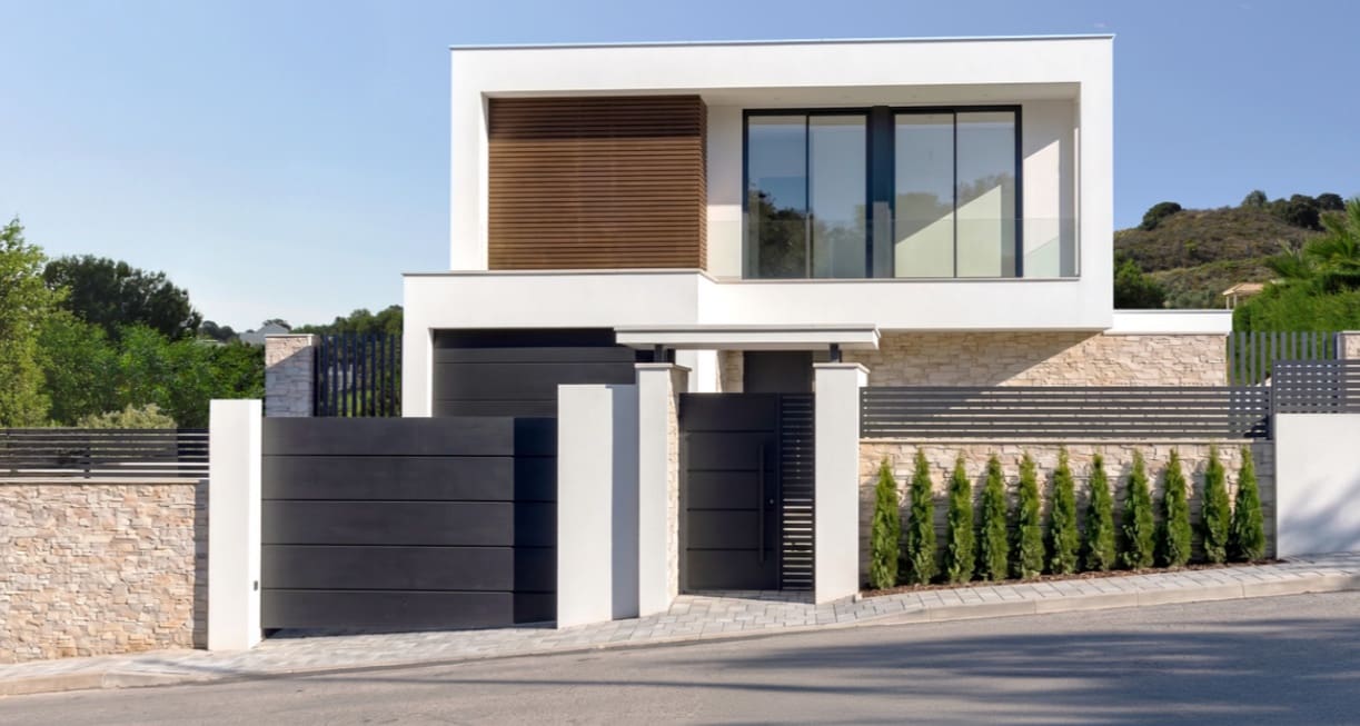 3 bedroom Villa for sale in La Cala de Mijas with pool garage - € 1,475,000 (Ref: 9967297)