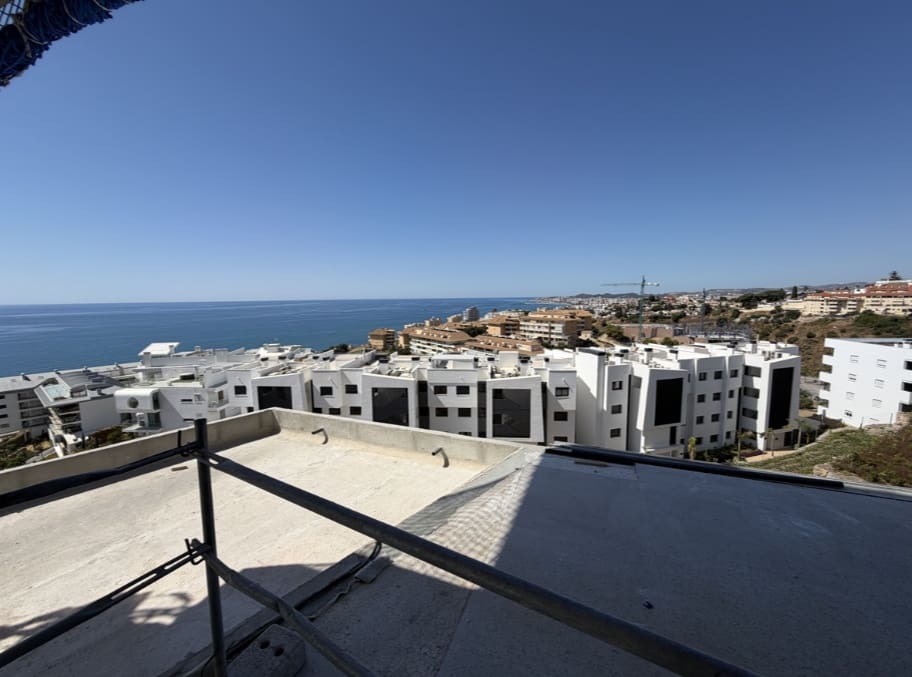 3 soveværelse Lejlighed til salg i Fuengirola med swimmingpool garage - € 1.215.000 (Ref: 9967300)