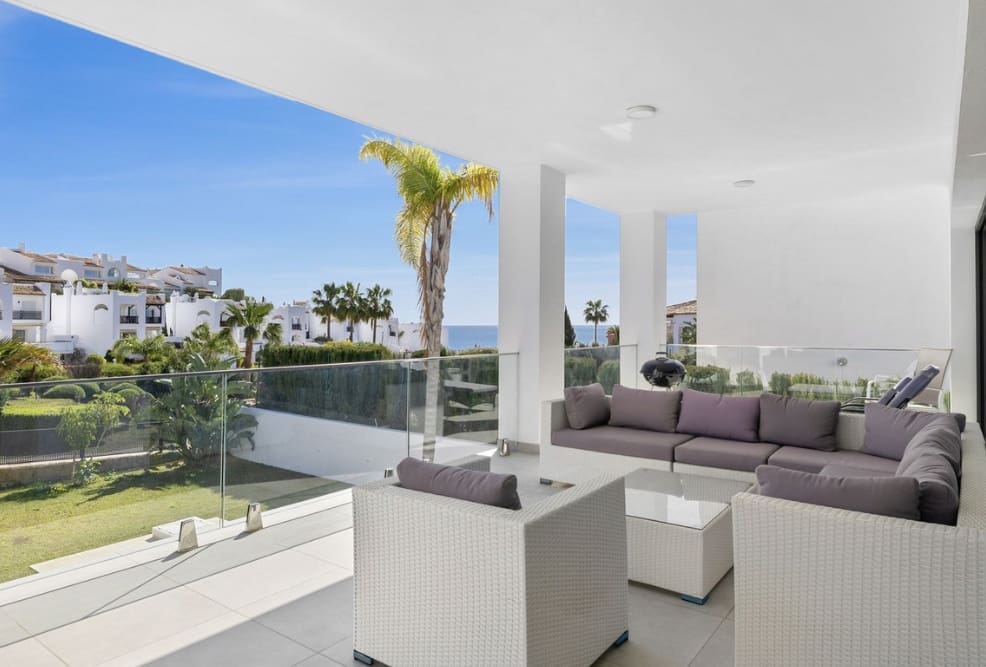 6 bedroom Villa for sale in Benalmadena with pool garage - € 1,900,000 (Ref: 9972941)