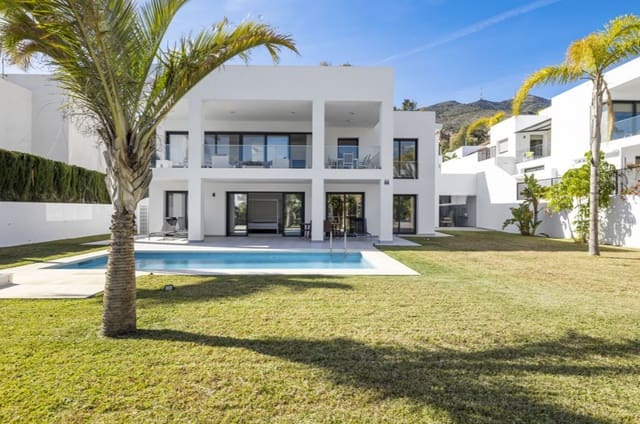 6 sypialnia Willa na sprzedaż w Benalmádena z basenem garażem - 1 900 000 € (Ref: 9972941)