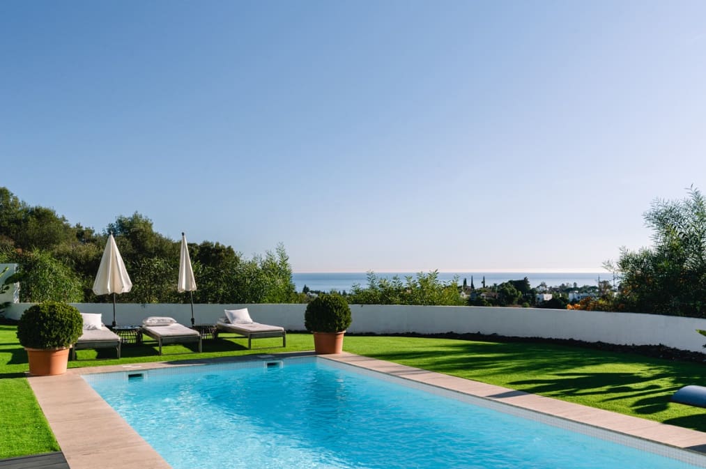 4 bedroom Villa for sale in Golden Mile with pool garage - € 1,995,000 (Ref: 9972944)