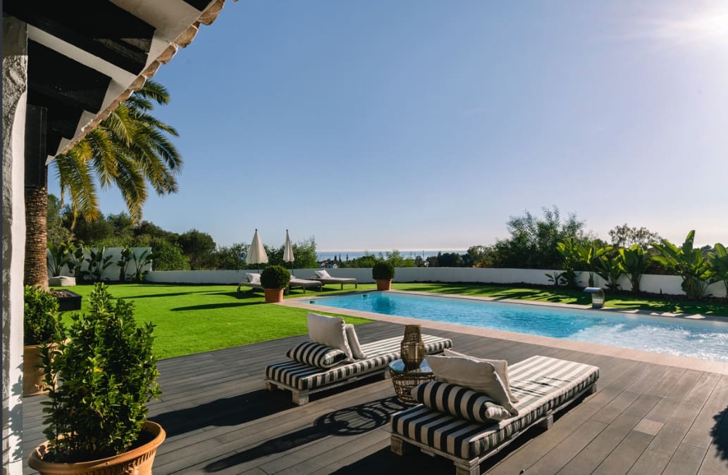 4 bedroom Villa for sale in Golden Mile with pool garage - € 1,995,000 (Ref: 9972944)