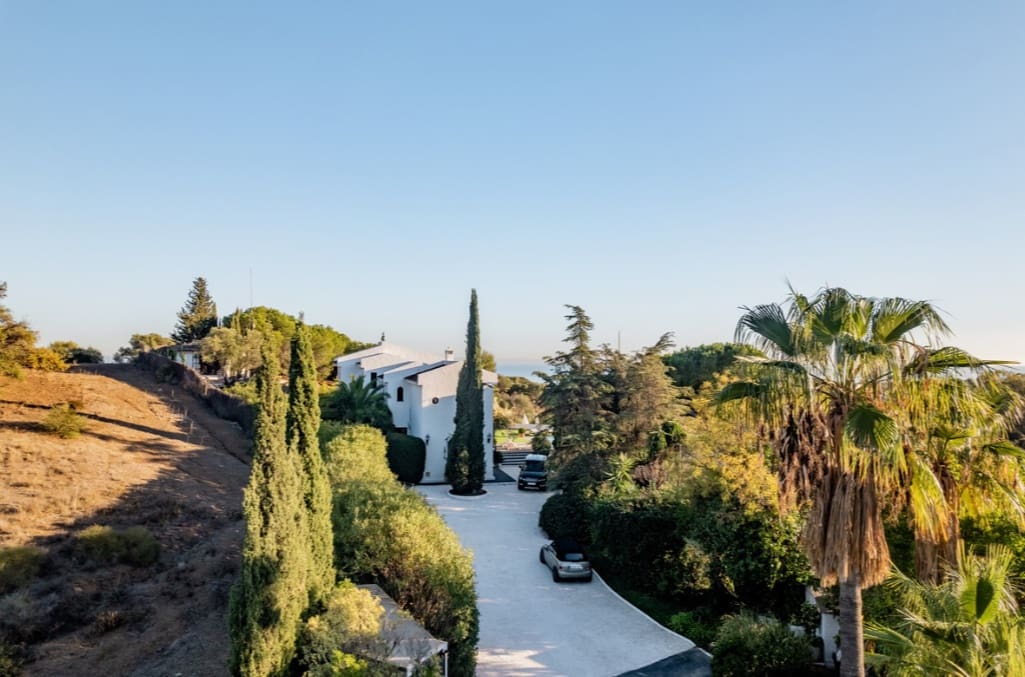 4 bedroom Villa for sale in Golden Mile with pool garage - € 1,995,000 (Ref: 9972944)