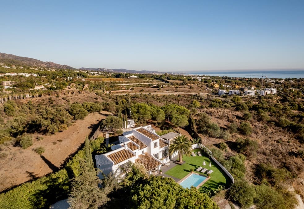 4 bedroom Villa for sale in Golden Mile with pool garage - € 1,995,000 (Ref: 9972944)